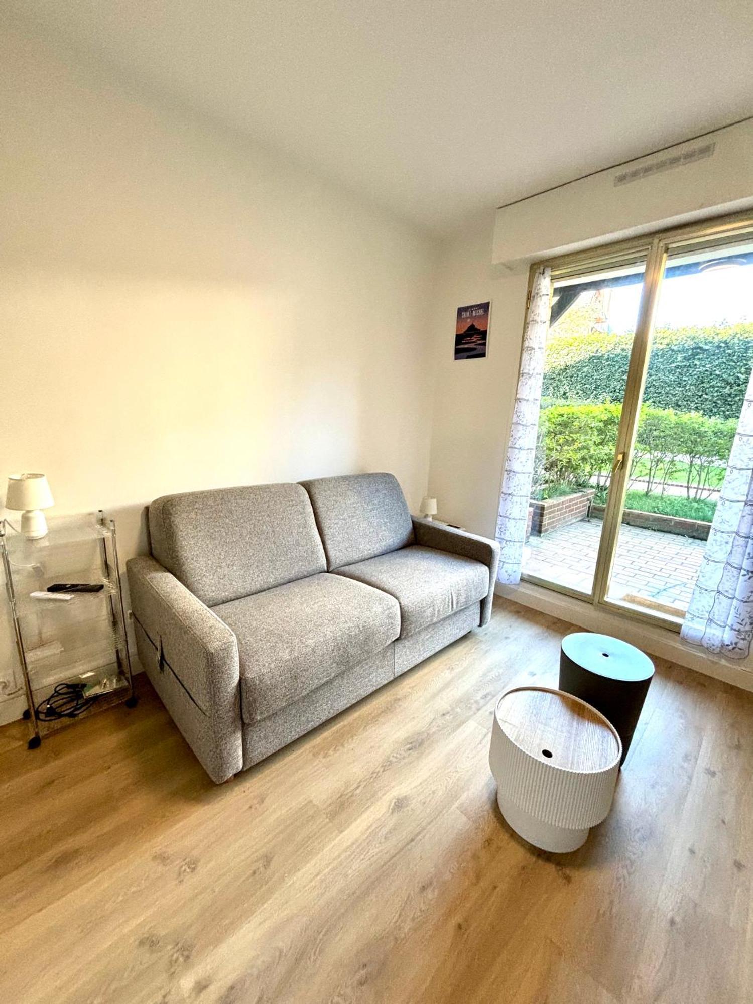 Studio En Rez De Jardin Deauville Centre Et Plage Eksteriør billede